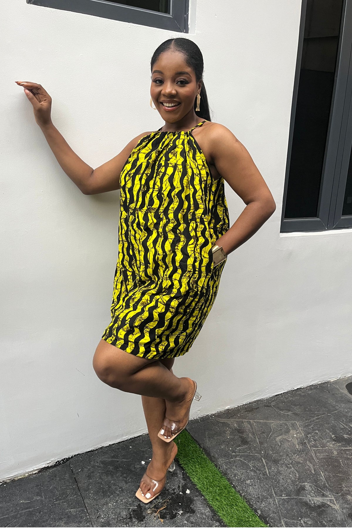 FOLU ALTERNECK DRESS IN YELLOW